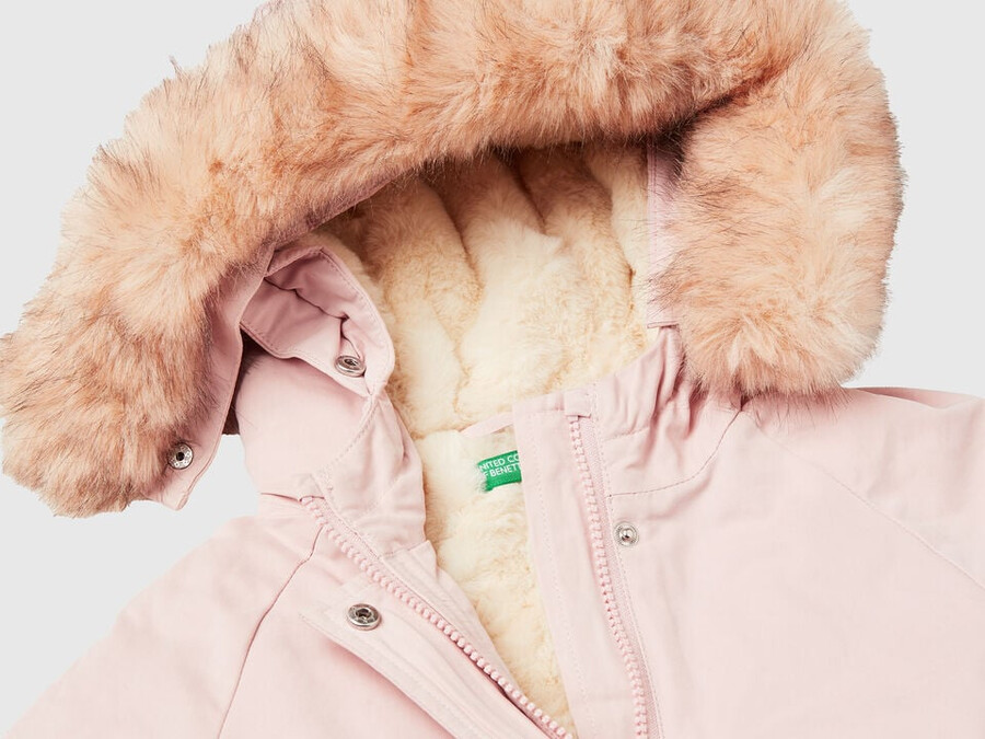zateplená parka se stahovací šňůrkou