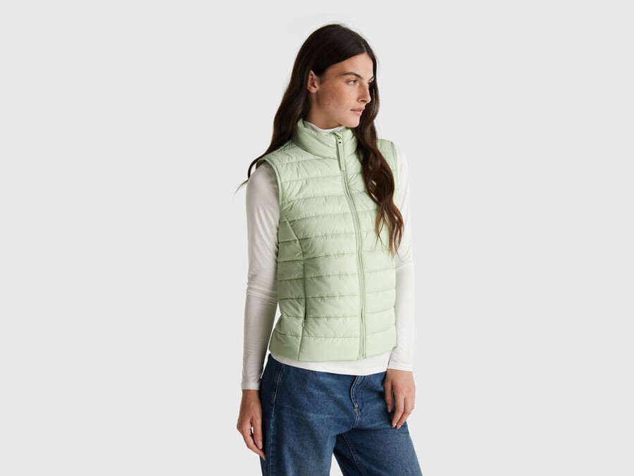 slim fit prošívaná vesta