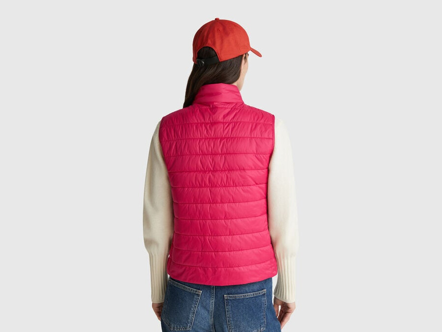 slim fit prošívaná vesta