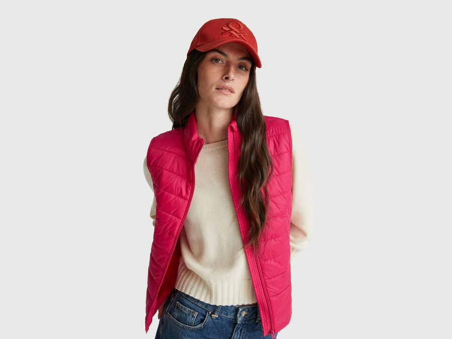 slim fit prošívaná vesta